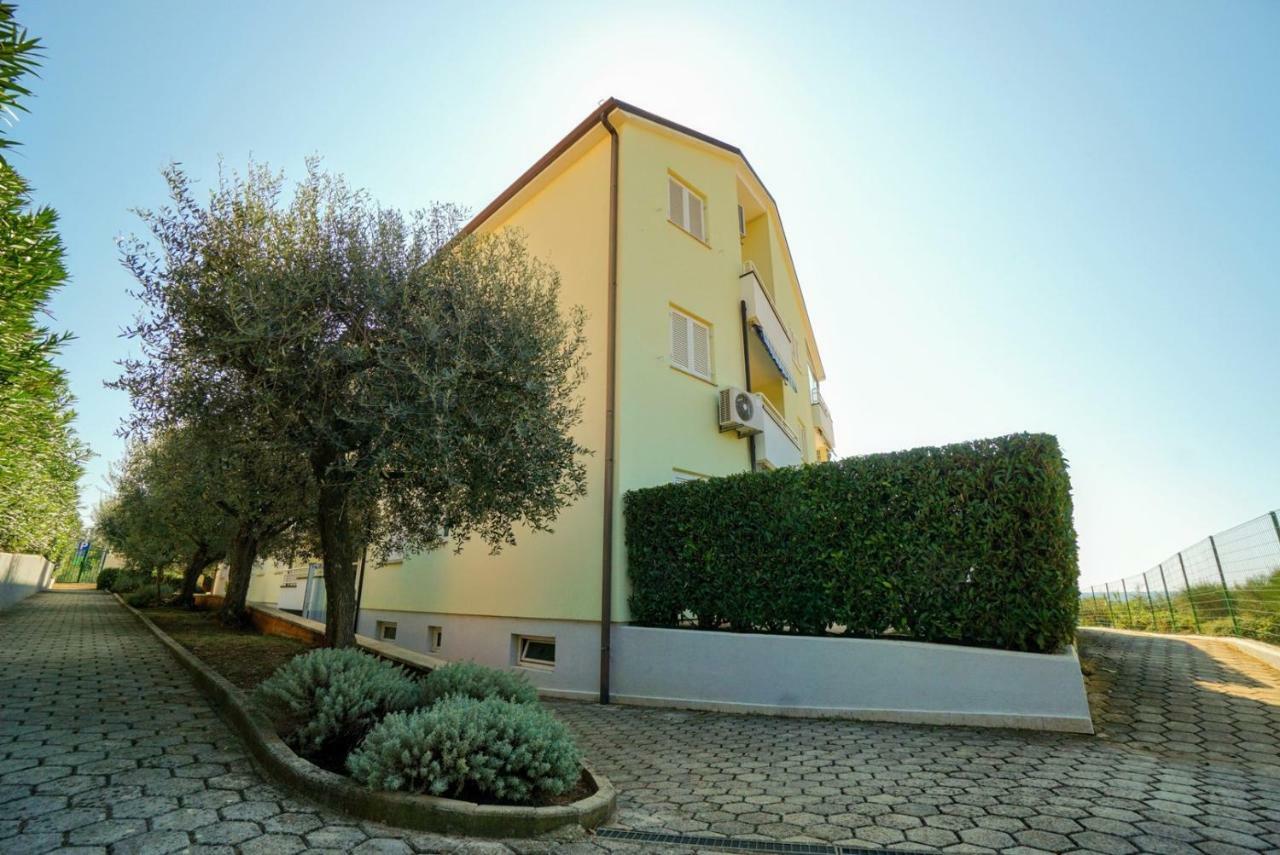 Biljana Apartment Savudrija Exterior photo